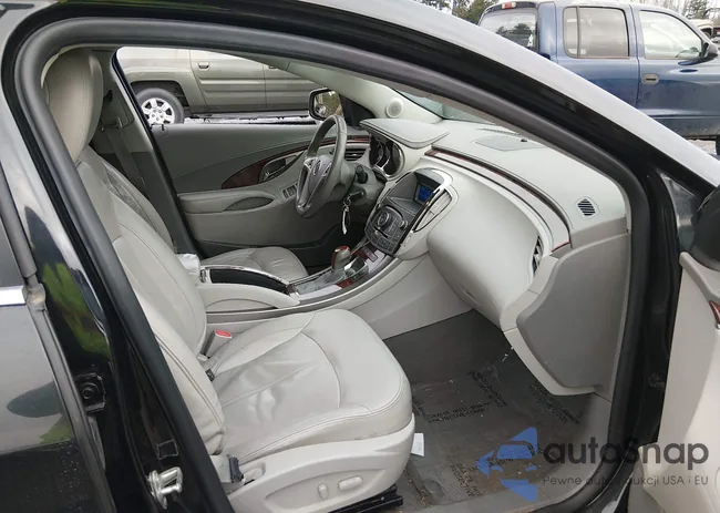 1G4GD5ER0CF170959: 44415555