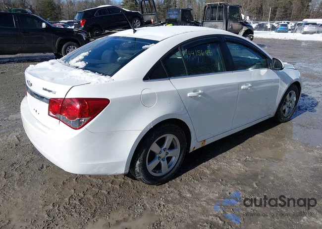 1G1PC5SB3E7437256: 44415648