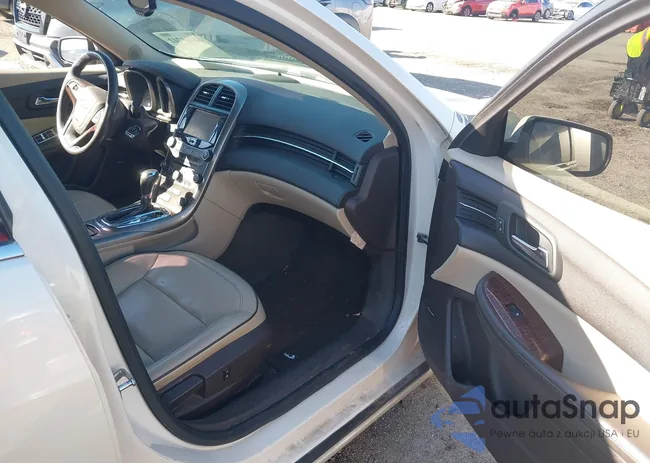 1G11E5SA4DF159110: 44415742