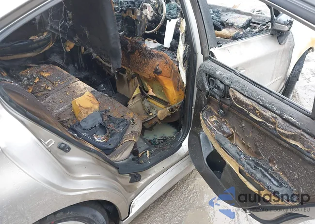 4S3BNAH68F3073360: 44415763