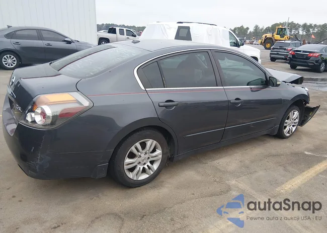 1N4AL2AP5CN553808: 44415769