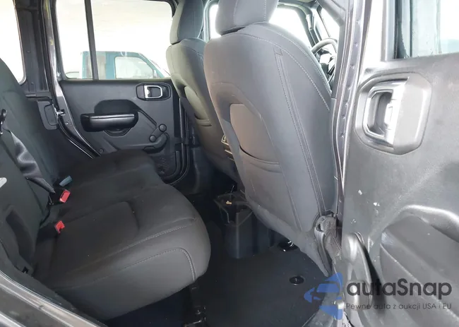 1C4HJXDG8JW171528: 44417072