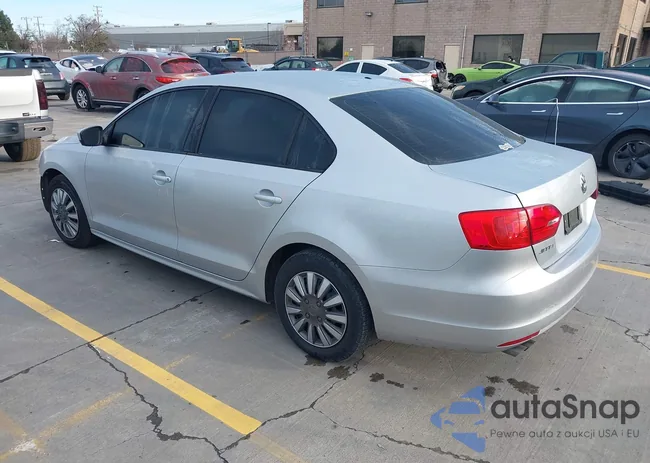 3VW2K7AJXEM392991: 44417120