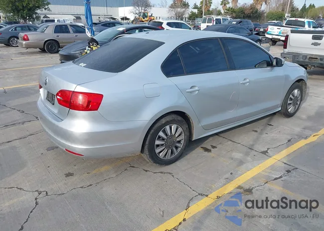3VW2K7AJXEM392991: 44417120