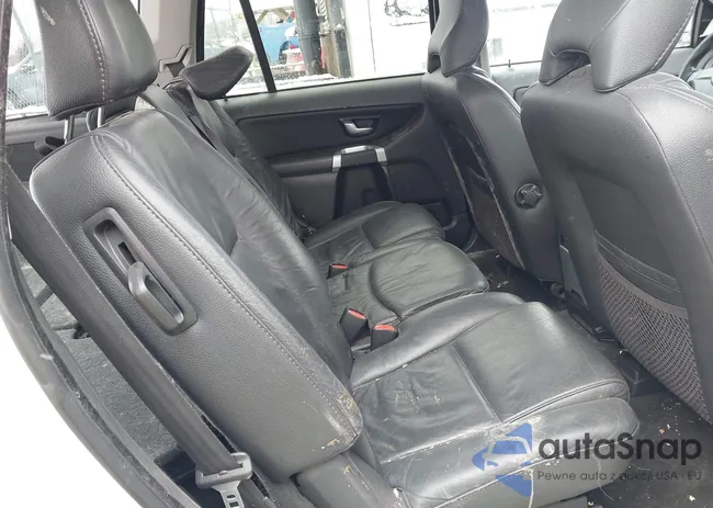 YV4952CZ9D1646827: 44417123