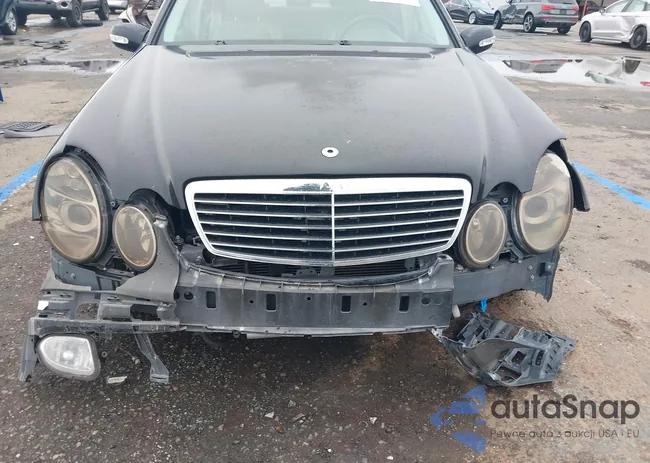 WDBUF70JX3A173328: 44417196