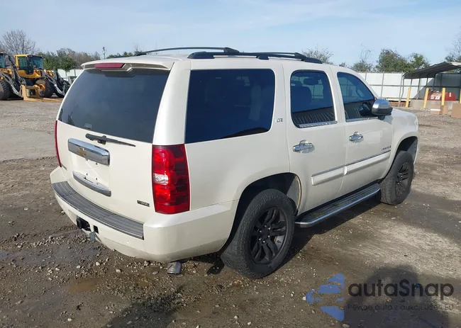 1GNFC13018R181725: 44417345