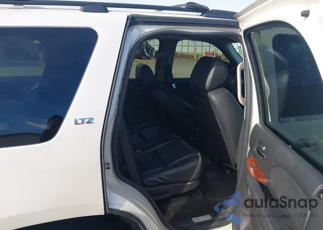 1GNFC13018R181725: 44417345