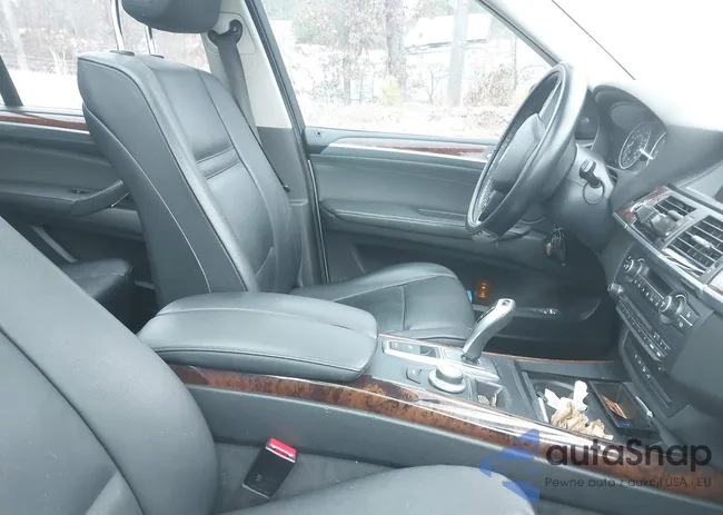 5UXFE43508L029937: 44417386