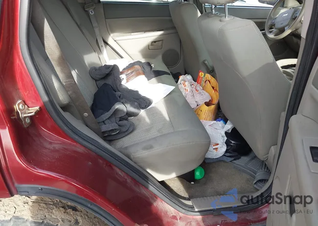 1J8GR48K37C592612: 44417388