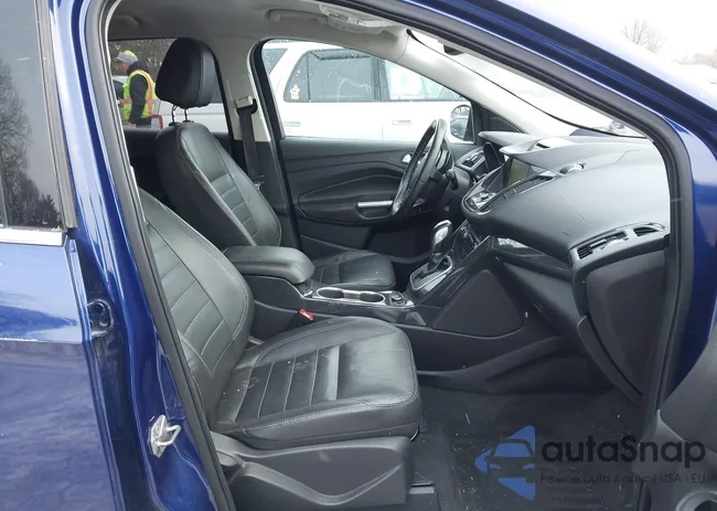 1FMCU9J97EUB26774: 44416468