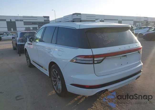 5LMYJ8XY1MNL00027: 44416531