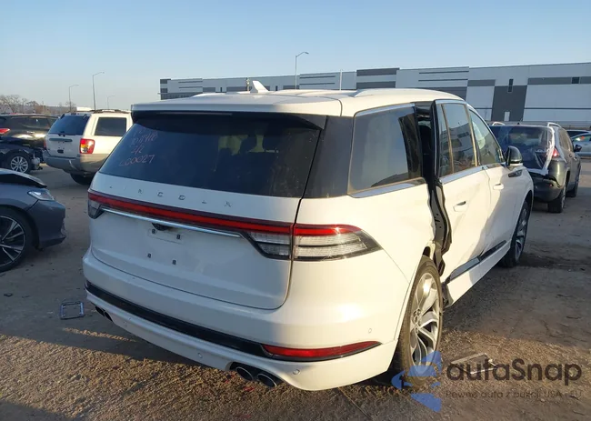 5LMYJ8XY1MNL00027: 44416531