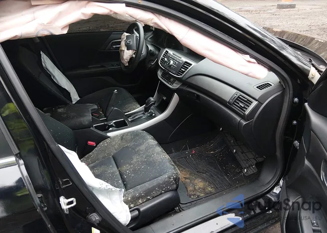 1HGCR2F38EA098603: 44416560