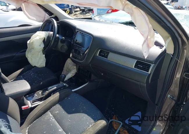 JA4AD3A3XHZ066804: 44416683