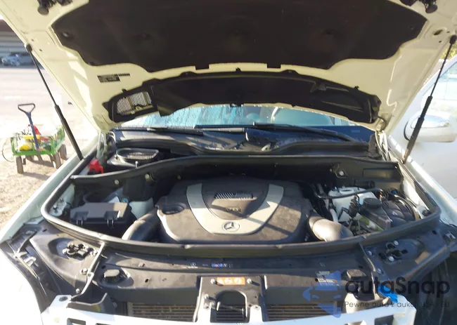 4JGBB5GB7AA581253: 44417841