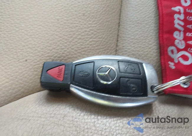 4JGBB5GB7AA581253: 44417841