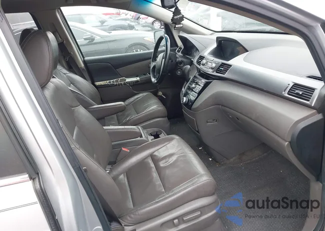 5FNRL5H6XCB084578: 44417857