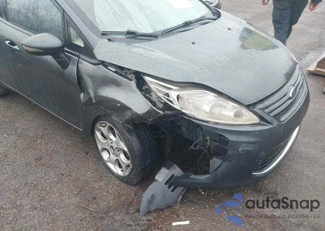 3FADP4FJ8BM207861: 44417895