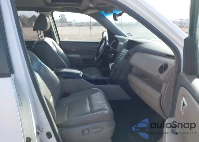 5FNYF3H56BB003685: 44418028