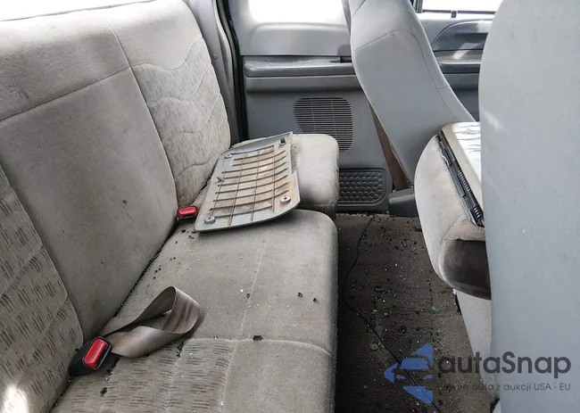 1FTNX21F8YEB70265: 44418036