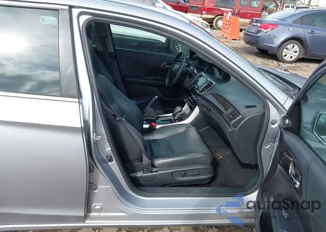 1HGCR2F88GA123241: 44418087