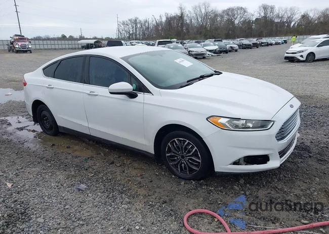 3FA6P0G76ER101324: 44418094