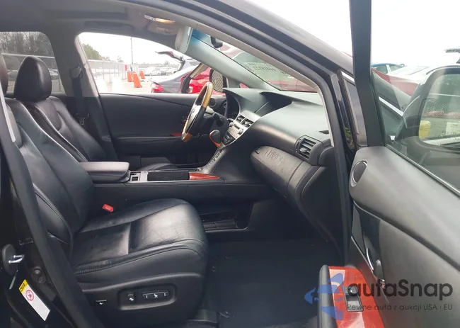 2T2ZK1BA7CC070677: 44418122