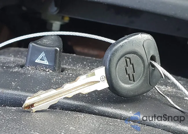 2G1WT58KX81208612: 44418125