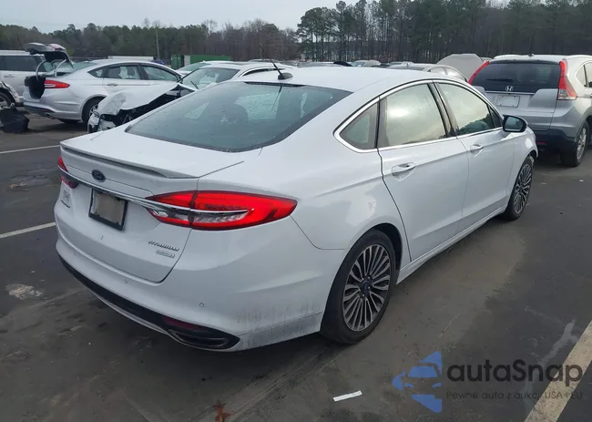 3FA6P0K97HR167992: 44418126