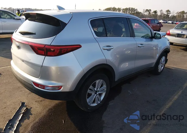 KNDPM3AC6J7321997: 44418146