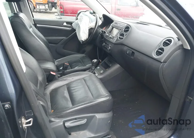 WVGAV7AX4CW530446: 44418332