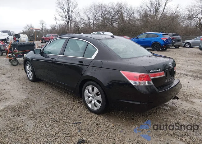 1HGCP2F84CA107859: 44418338