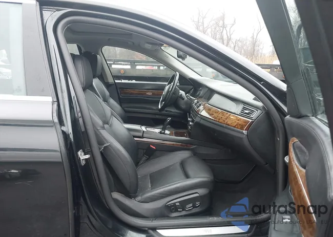 WBAYB6C58DC997984: 44417715