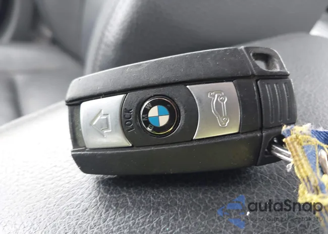 WBAPM5C54BE576751: 44417742