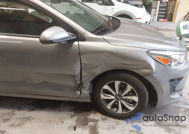 3KPA24ADXME397494: 44418832