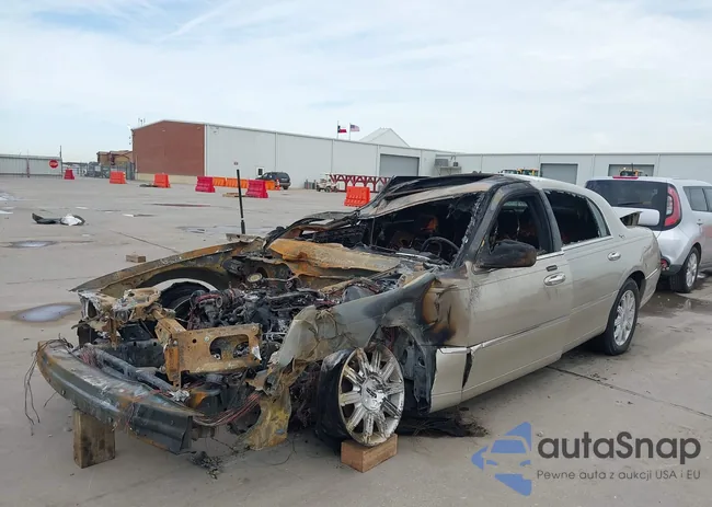 1LNHM82W26Y622533: 44418945