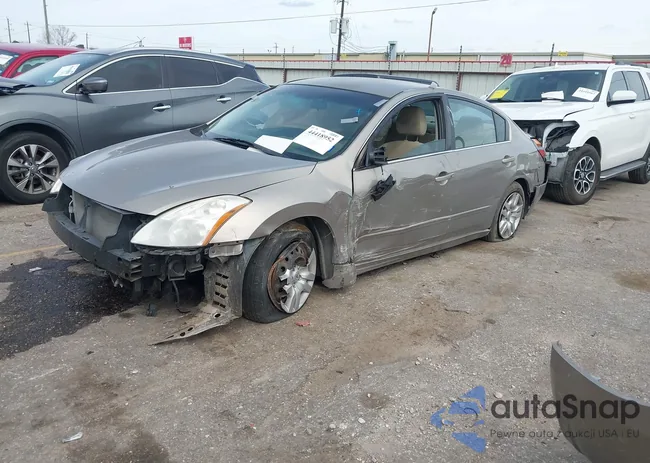 1N4AL2AP1CN524676: 44418952