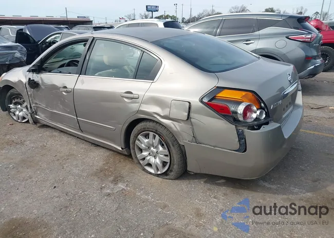 1N4AL2AP1CN524676: 44418952