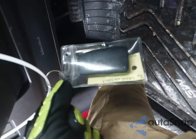 JTJBARBZ5G2091509: 44418962