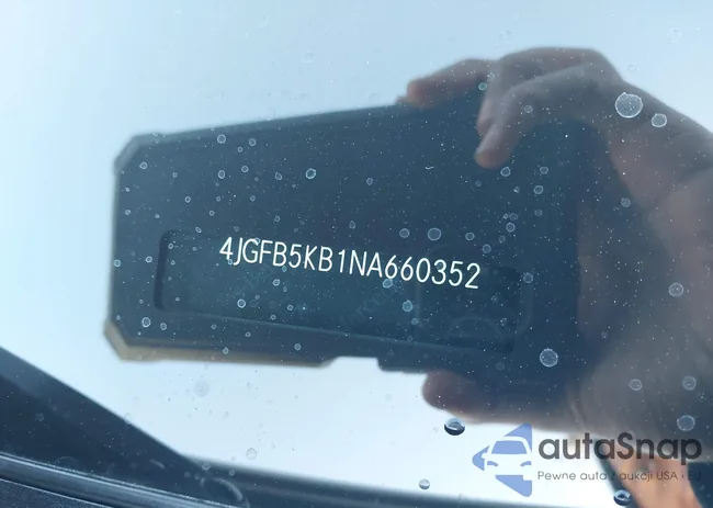 4JGFB5KB1NA660352: 44418985