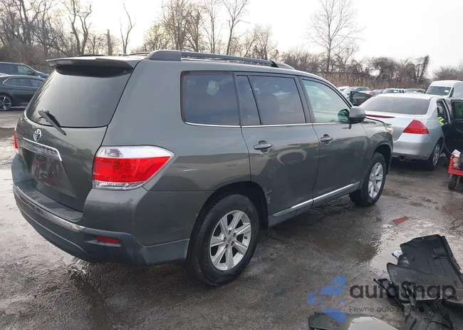 5TDBK3EH1CS140918: 44419101