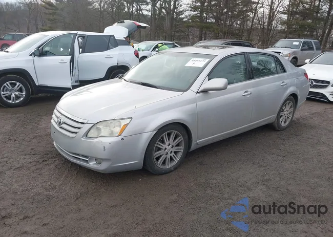 4T1BK36B56U064044: 44419173