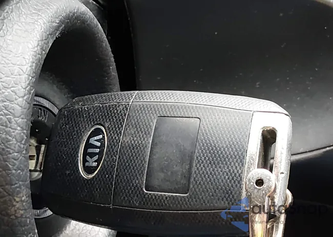 KNAGM4A79F5653618: 44418520