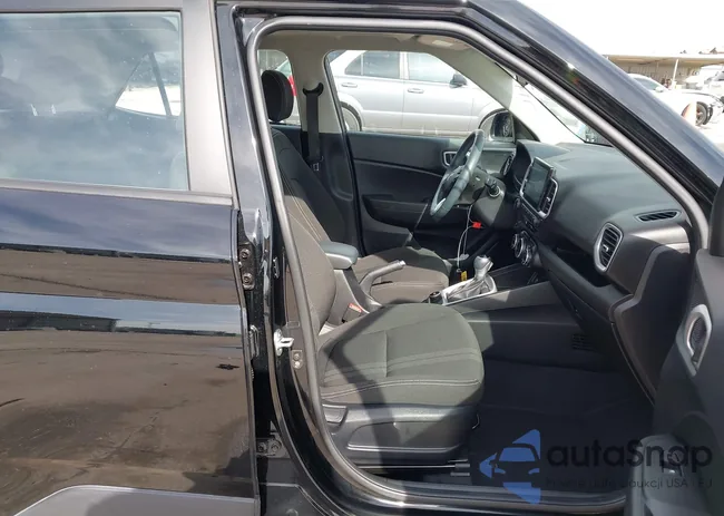 KMHRC8A31RU291597: 44418531