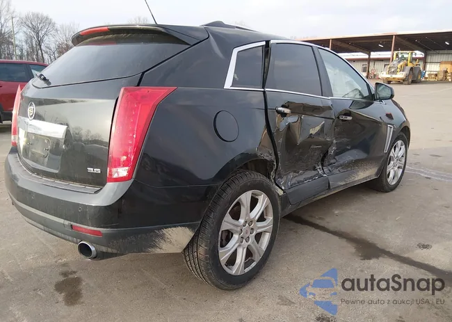 3GYFNFE37FS533055: 44418558