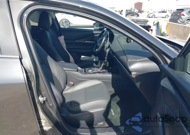 3MVDMBBM5RM649481: 44418573