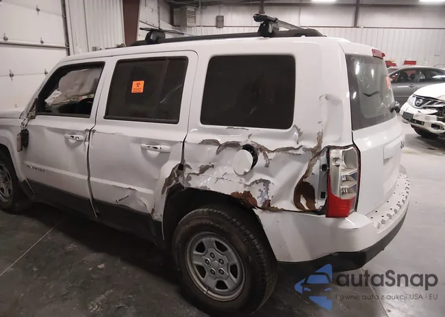 1C4NJPBA5CD554178: 44418617