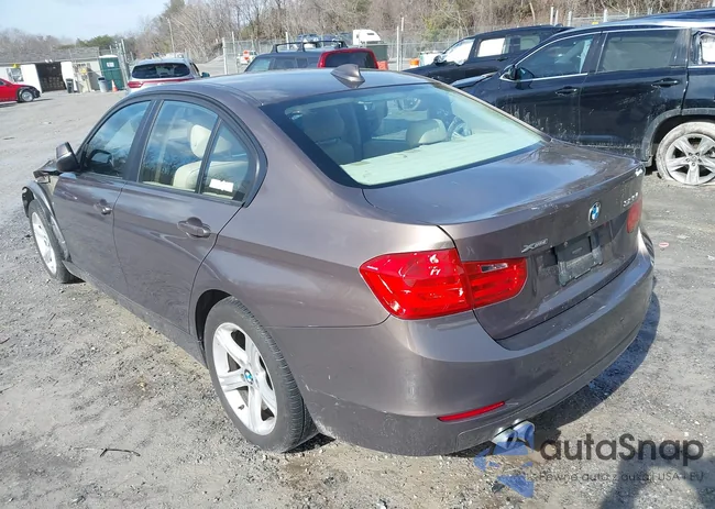 WBA3B3C55DF536801: 44418624