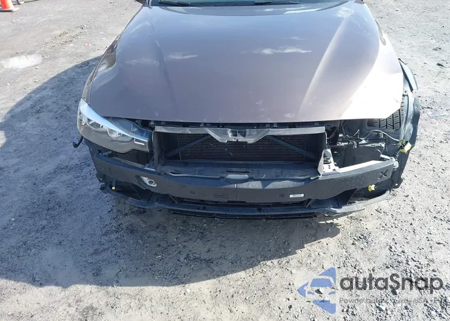 WBA3B3C55DF536801: 44418624